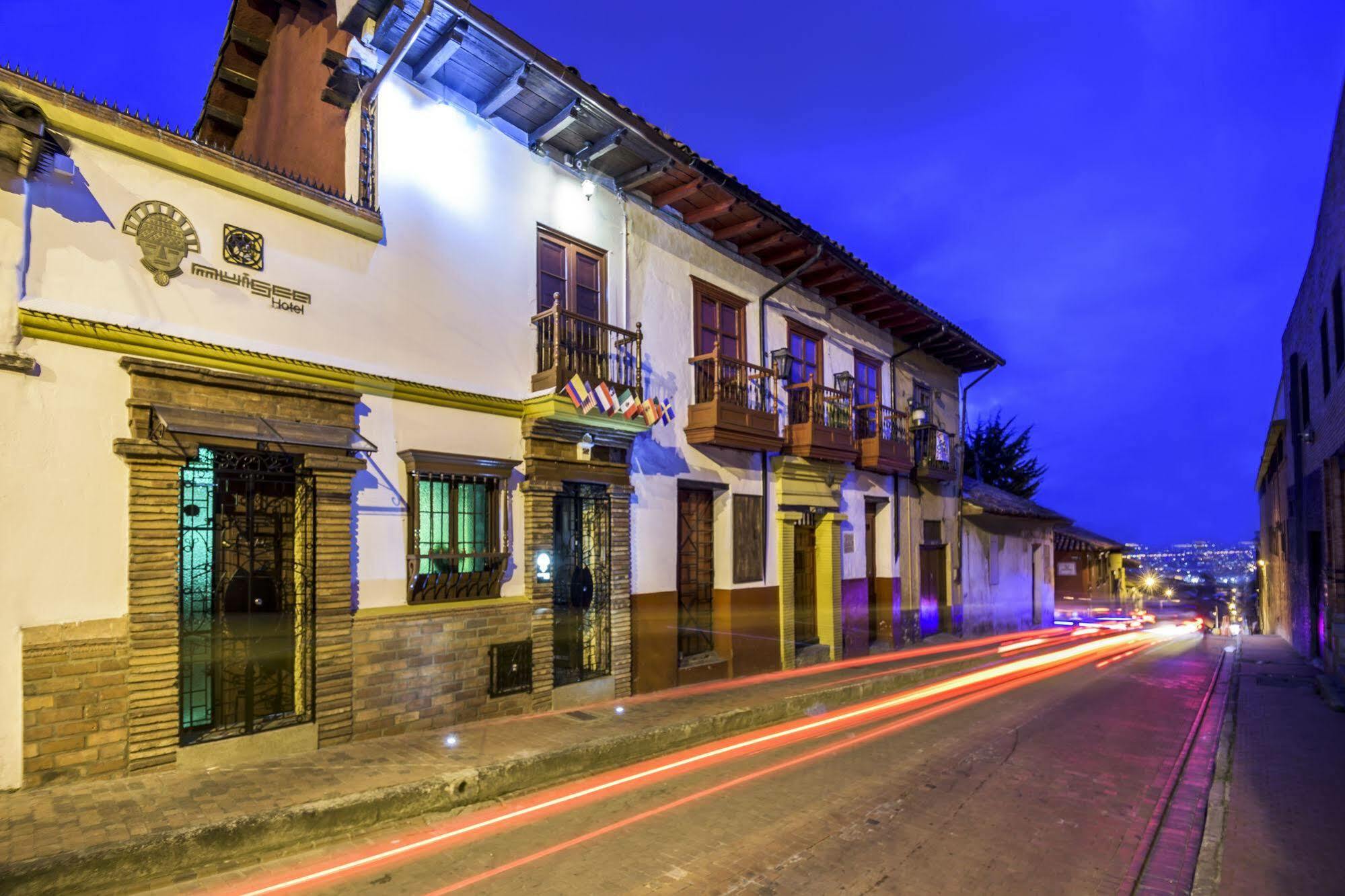 Hotel Muisca Богота Экстерьер фото